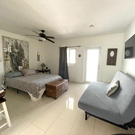 Private Studio Blocks From Coconut Grove Miami Exteriér fotografie