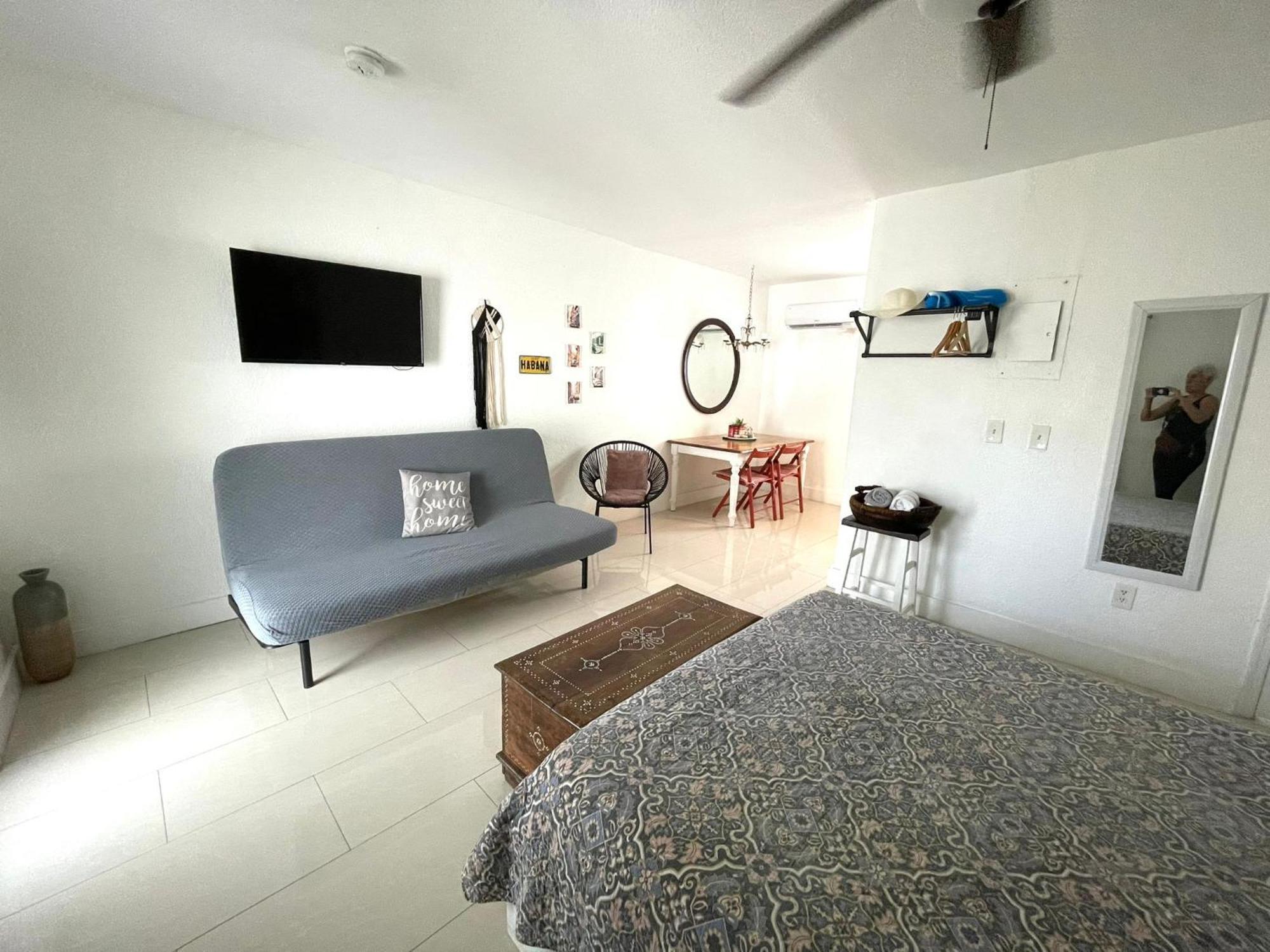 Private Studio Blocks From Coconut Grove Miami Exteriér fotografie